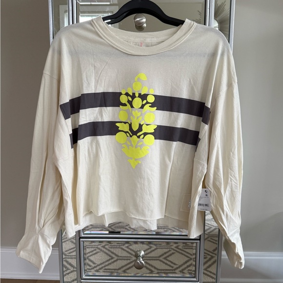 FP Movement Inspire Layer Crop Tee - Picture 2 of 10